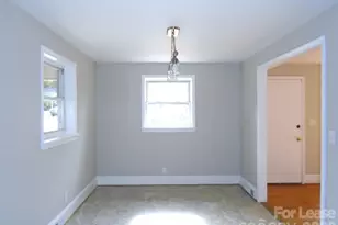223 Dakota St, Charlotte, NC 28216 - Photo 4
