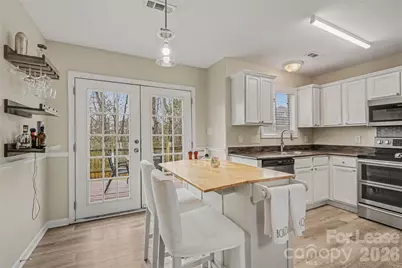 5504 Waverly Lynn Lane, Charlotte, NC 28269 - Photo 10