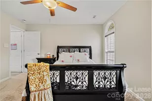 5504 Waverly Lynn Ln, Charlotte, NC 28269 - Photo 18