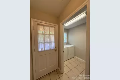 906 McLaughlin Drive, Charlotte, NC 28212 - Photo 12