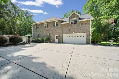 2806 Iveywood Drive, Monroe, NC 28110 - Photo 2