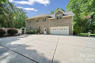 2806 Iveywood Dr, Monroe, NC 28110 - Photo 2