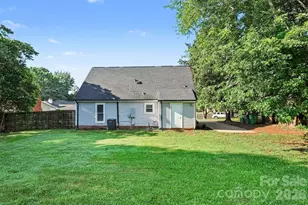 6739 Old Meadow Rd, Charlotte, NC 28227 - Photo 34