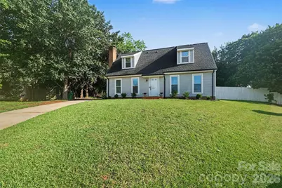 6739 Old Meadow Road, Charlotte, NC 28227 - Photo 2