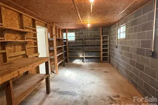 4954 Crawley Dale St, Morganton, NC 28655 - Photo 12