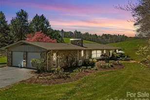 1617 California Creek Rd, Mars Hill, NC 28754 - Photo 10