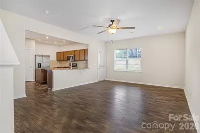 7019 Thornrose Drive, Charlotte, NC 28210 - Photo 8