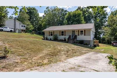 3691 Vantage Heights Circle, Lenoir, NC 28645 - Photo 2