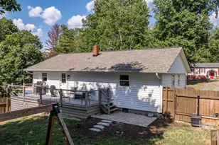 3691 Vantage Heights Cir, Lenoir, NC 28645 - Photo 20
