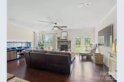 12610 Old Westbury Drive, Cornelius, NC 28031 - Photo 4