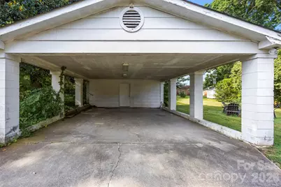 1830 Northbrook Drive, Charlotte, NC 28216 - Photo 26