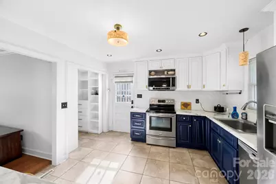 1830 Northbrook Drive, Charlotte, NC 28216 - Photo 6