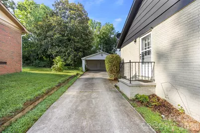 1830 Northbrook Drive, Charlotte, NC 28216 - Photo 32