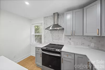 4910 Valley Stream Road, Charlotte, NC 28209 - Photo 12
