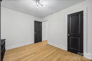 4910 Valley Stream Rd, Charlotte, NC 28209 - Photo 14