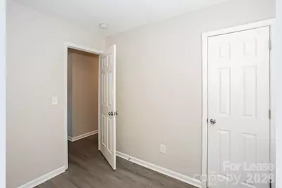 5429 Morning Breeze Lane, Charlotte, NC 28208 - Photo 8