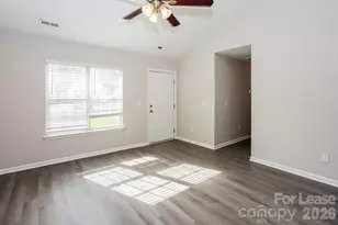 5429 Morning Breeze Ln, Charlotte, NC 28208 - Photo 6