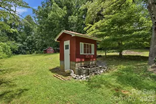 129 Old River Rd, Marion, NC 28752 - Photo 18