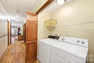 129 Old River Rd, Marion, NC 28752 - Photo 10