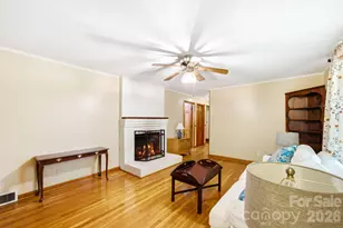 129 Old River Rd, Marion, NC 28752 - Photo 8
