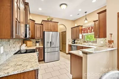 25 Ocaso Drive, Asheville, NC 28806 - Photo 4