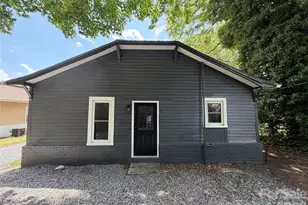 316 N Bost St, Statesville, NC 28677 - Photo 14
