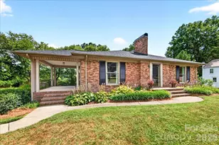 104 2nd Ave NE, Catawba, NC 28609 - Photo 1
