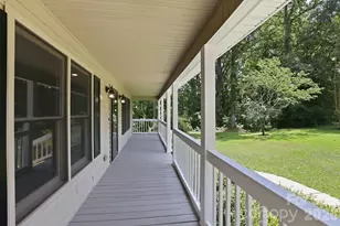 1801 Bridgewood Dr, Lancaster, SC 29720 - Photo 6