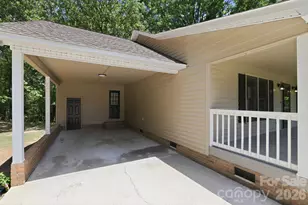 1801 Bridgewood Dr, Lancaster, SC 29720 - Photo 4