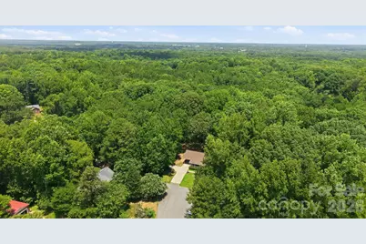 1801 Bridgewood Drive, Lancaster, SC 29720 - Photo 40