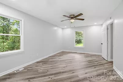 1801 Bridgewood Drive, Lancaster, SC 29720 - Photo 28