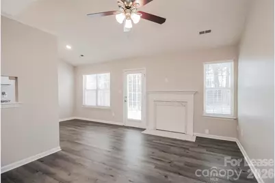 1120 Summit Hills Drive, Charlotte, NC 28214 - Photo 4