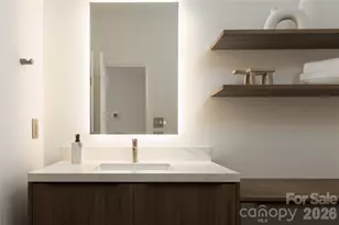 732 Ellsworth Rd, Charlotte, NC 28211 - Photo 22