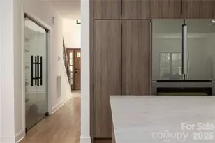 732 Ellsworth Rd, Charlotte, NC 28211 - Photo 8