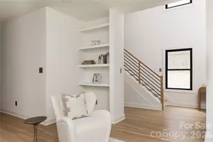 732 Ellsworth Rd, Charlotte, NC 28211 - Photo 6