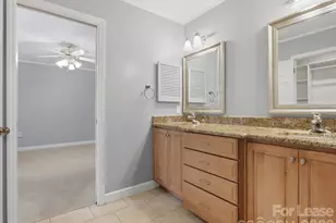 9437 Fairmead Dr, Charlotte, NC 28269 - Photo 16