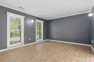 9437 Fairmead Dr, Charlotte, NC 28269 - Photo 8