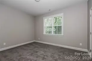 124 Gregory Rd, Statesville, NC 28677 - Photo 6