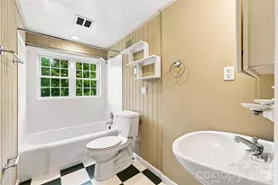 4467 Woodlark Ln, Charlotte, NC 28211 - Photo 32