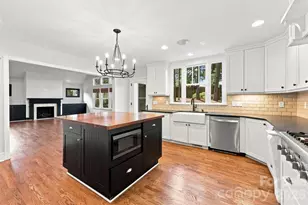 4467 Woodlark Ln, Charlotte, NC 28211 - Photo 16