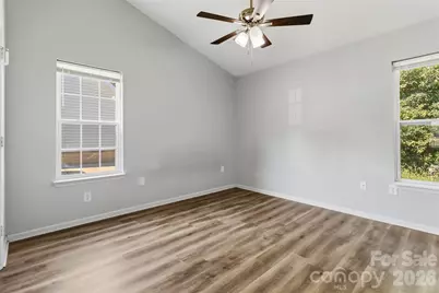 6421 Elgywood Lane, Charlotte, NC 28213 - Photo 6