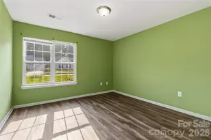 6421 Elgywood Ln, Charlotte, NC 28213 - Photo 8