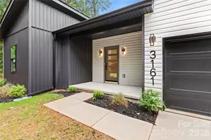 3161 Huffman St, Claremont, NC 28610 - Photo 2