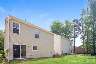 10409 Hugue Way, Charlotte, NC 28214 - Photo 16