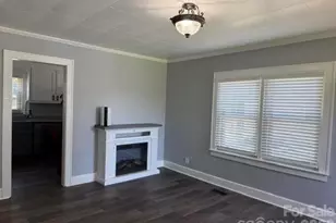 44 Ridgecrest Dr, Marion, NC 28752 - Photo 8