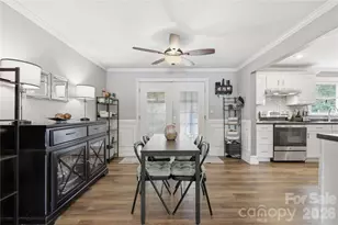 21013 Entrada Dr, Cornelius, NC 28031 - Photo 10