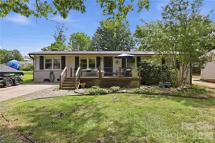 21013 Entrada Dr, Cornelius, NC 28031 - Photo 1