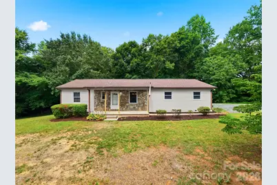 67 Woodlane Street, Granite Falls, NC 28630 - Photo 2
