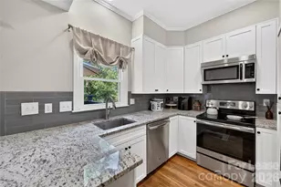 312 W 10th St, Charlotte, NC 28202 - Photo 20