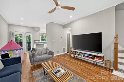 312 W 10th Street, Charlotte, NC 28202 - Photo 12